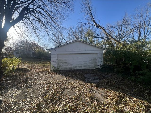 2035 Wesleyan Road, Dayton, OH 45406