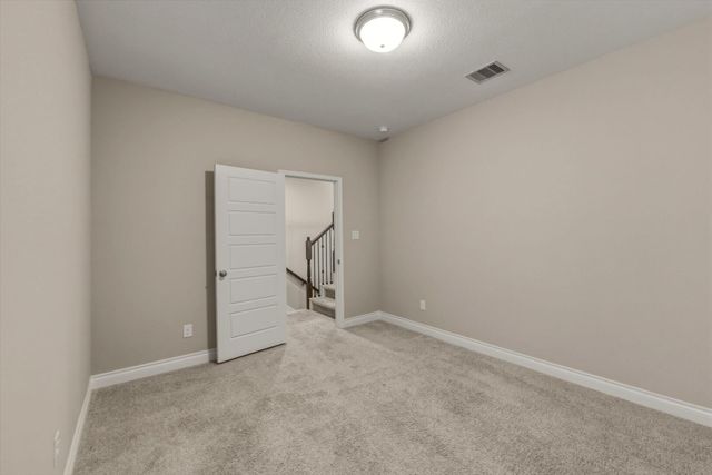 1320 LOW BRANCH LN, Leander, TX 78641