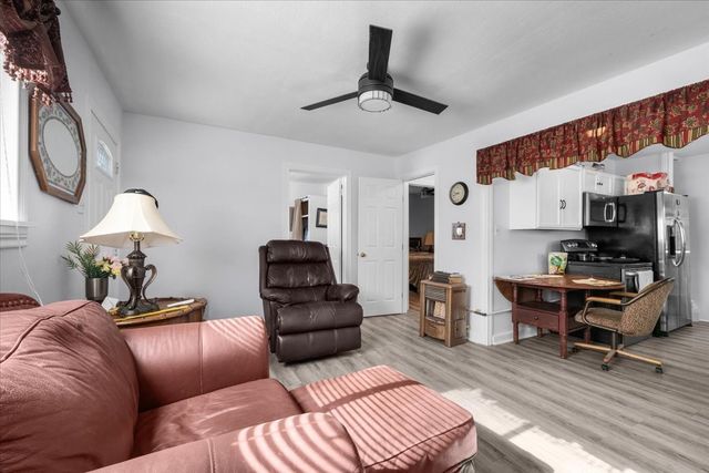 1828 Arch Street, Fort Worth, TX 76105