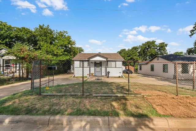 1828 Arch Street, Fort Worth, TX 76105