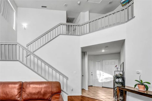 1744 Empty Saddle, Simi Valley, CA 93063