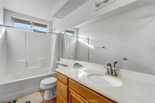 1744 Empty Saddle, Simi Valley, CA 93063