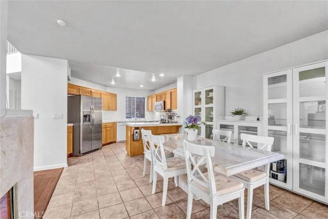 1744 Empty Saddle, Simi Valley, CA 93063