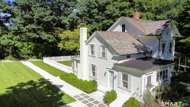 999 Bronson Road, Fairfield, CT 06824
