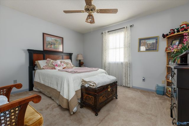 135 Bellefonte Drive, Scottsboro, AL 35769