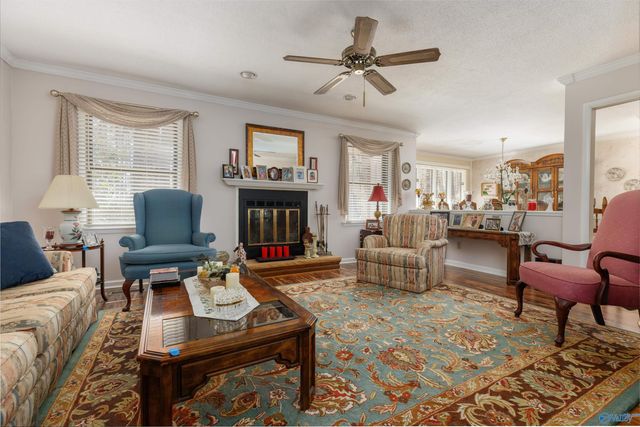 135 Bellefonte Drive, Scottsboro, AL 35769