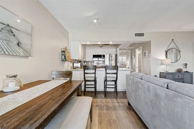 1035 Hillsboro Mile 33, Hillsboro Beach, FL 33062