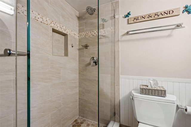 1035 Hillsboro Mile 33, Hillsboro Beach, FL 33062