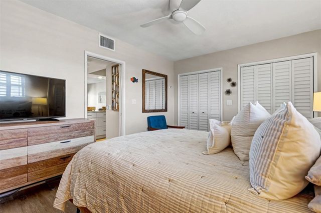 1035 Hillsboro Mile 33, Hillsboro Beach, FL 33062