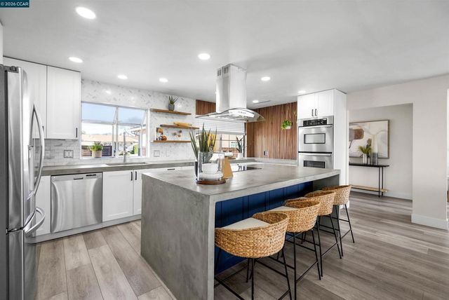 1745 Eucalyptus Ct, Concord, CA 94521