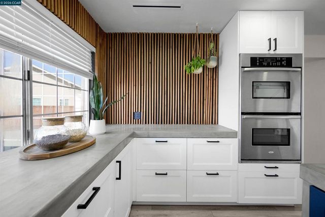 1745 Eucalyptus Ct, Concord, CA 94521