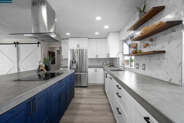 1745 Eucalyptus Ct, Concord, CA 94521