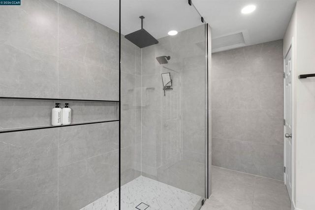 1745 Eucalyptus Ct, Concord, CA 94521