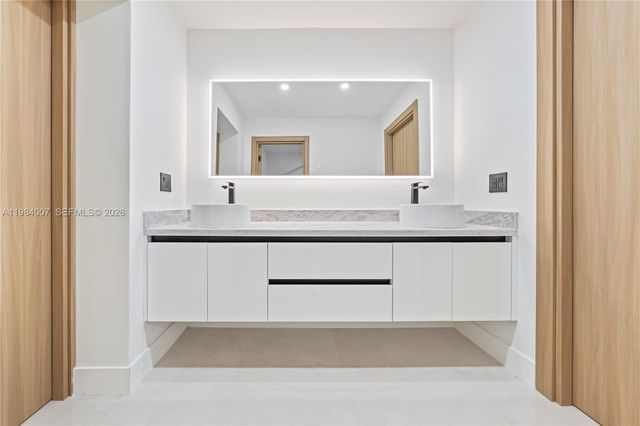 12335 Griffing Blvd, North Miami, FL 33161