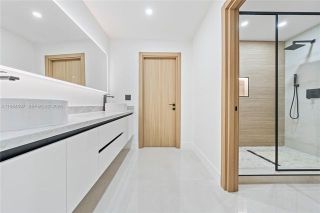 12335 Griffing Blvd, North Miami, FL 33161