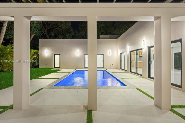 12335 Griffing Blvd, North Miami, FL 33161