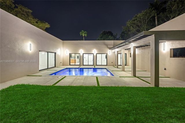 12335 Griffing Blvd, North Miami, FL 33161