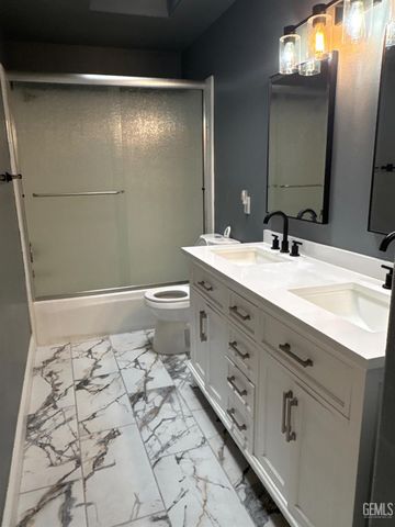 5816 Greenhorn Mountain Court, Bakersfield, CA 93313