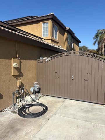 5816 Greenhorn Mountain Court, Bakersfield, CA 93313