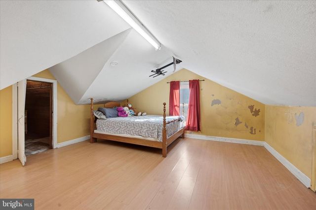 180 SAINT LAURENCE RD, Upper Darby, PA 19082