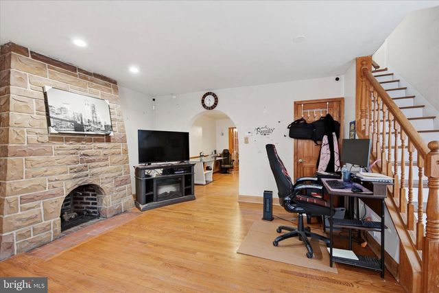 180 SAINT LAURENCE RD, Upper Darby, PA 19082