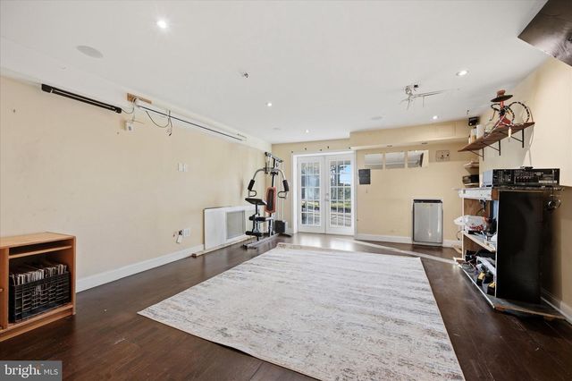 180 SAINT LAURENCE RD, Upper Darby, PA 19082