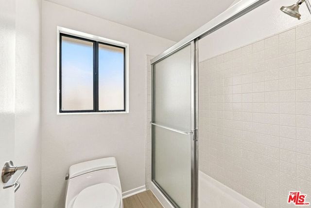 21801 Burbank Boulevard 83, Los Angeles, CA 91367