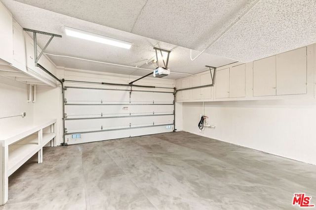 21801 Burbank Boulevard 83, Los Angeles, CA 91367
