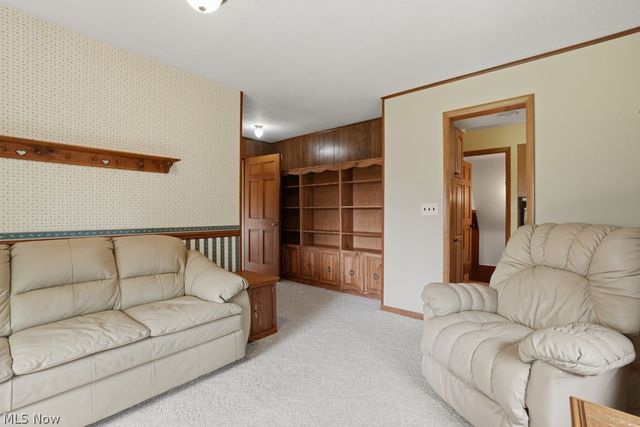 3211 Ridgewood Avenue, Ashtabula, OH 44004