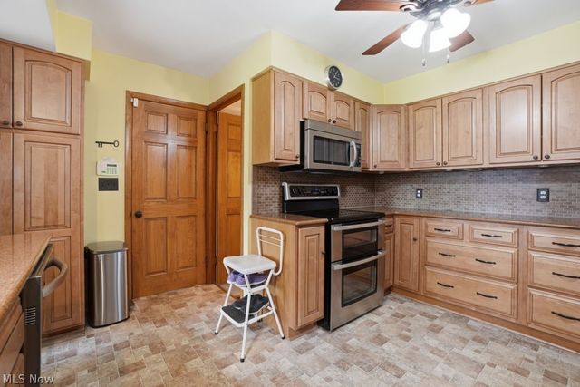 3211 Ridgewood Avenue, Ashtabula, OH 44004