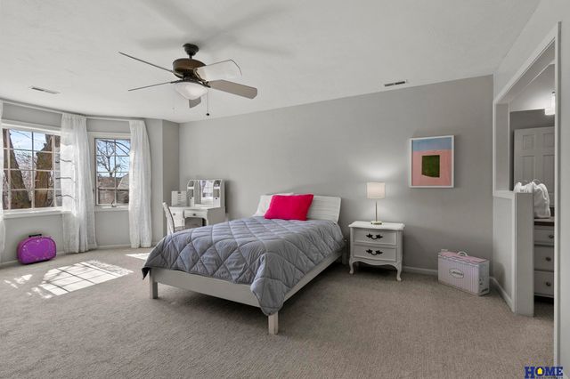 721 Cambrian Court, Lincoln, NE 68510