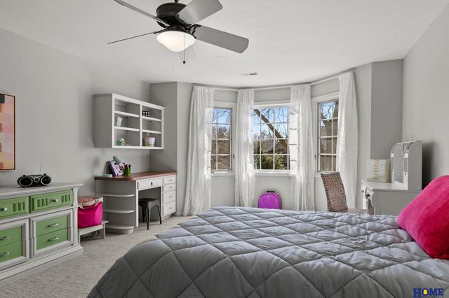 721 Cambrian Court, Lincoln, NE 68510