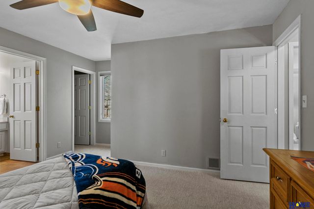 721 Cambrian Court, Lincoln, NE 68510