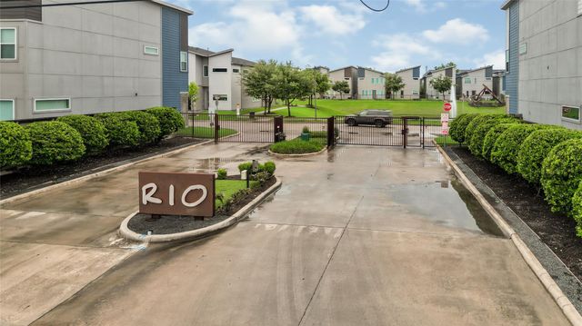 5702 Pampero Lane, Houston, TX 77092