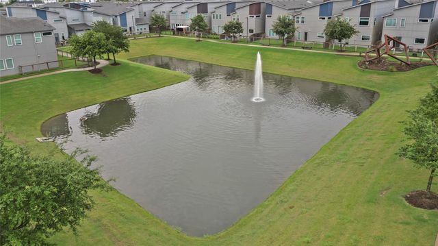 5702 Pampero Lane, Houston, TX 77092