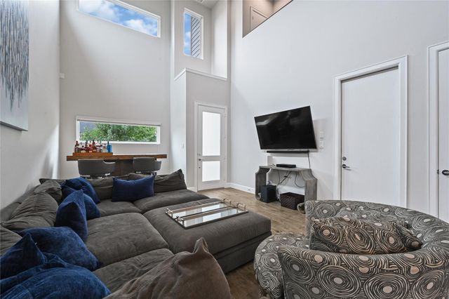 5702 Pampero Lane, Houston, TX 77092