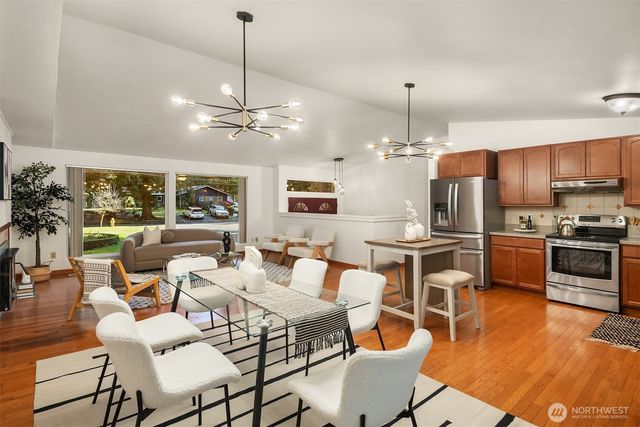 17011 199th Place NE, Woodinville, WA 98077