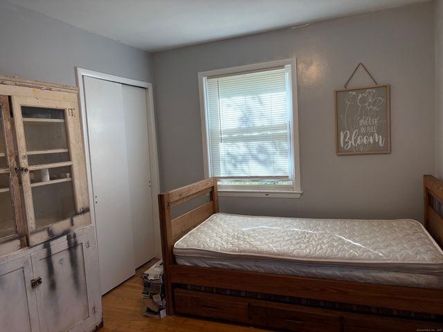86 Applewood Drive, Meriden, CT 06450