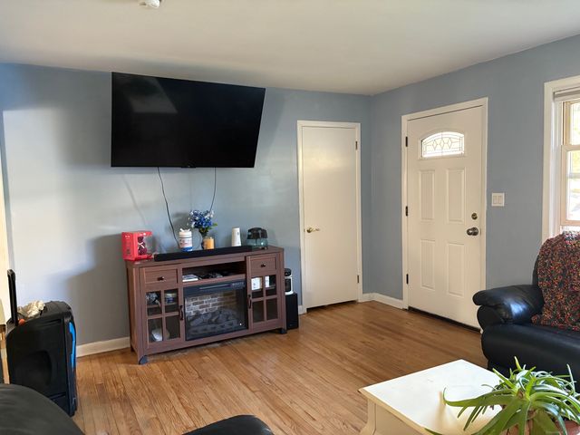 86 Applewood Drive, Meriden, CT 06450