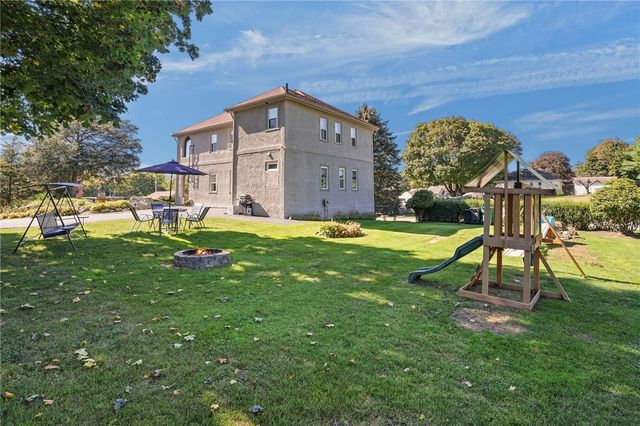 6 Vanner Street, Johnston, RI 02919