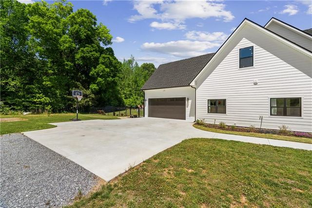 876 Cline Road, Resaca, GA 30735