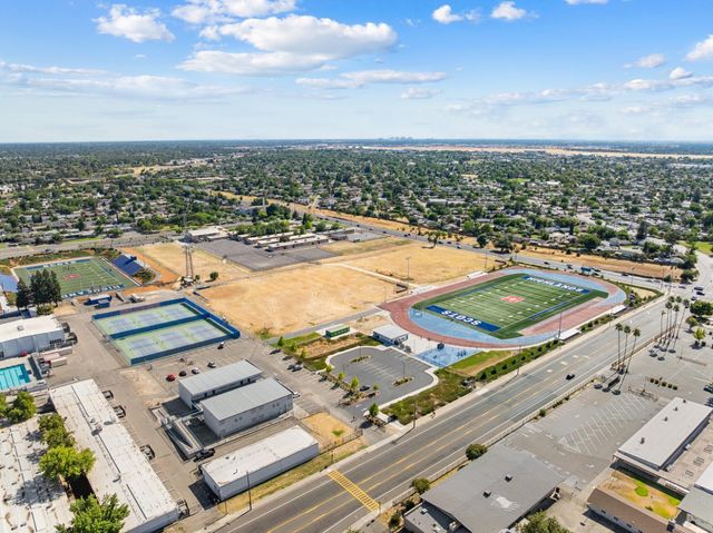 6859 Butterball Way, Sacramento, CA 95842