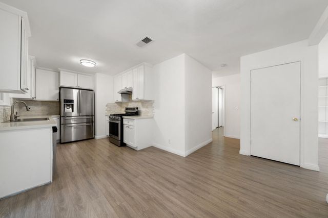 6859 Butterball Way, Sacramento, CA 95842