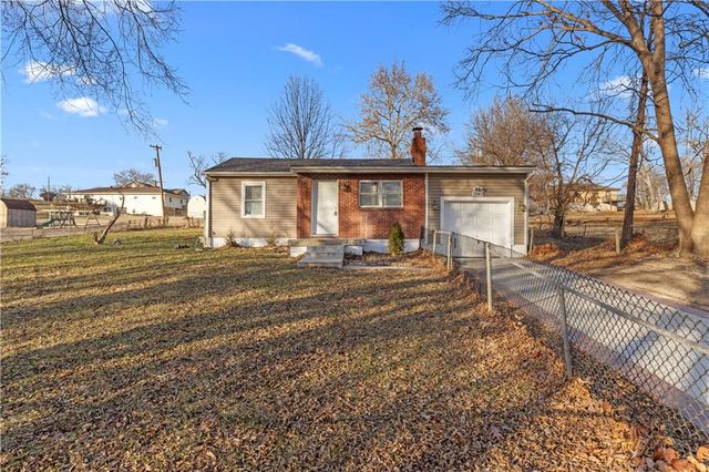 7940 Metropolitan Avenue, Kansas City, KS 66111