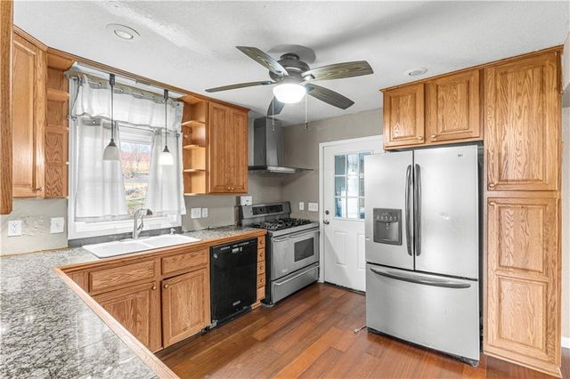 7940 Metropolitan Avenue, Kansas City, KS 66111