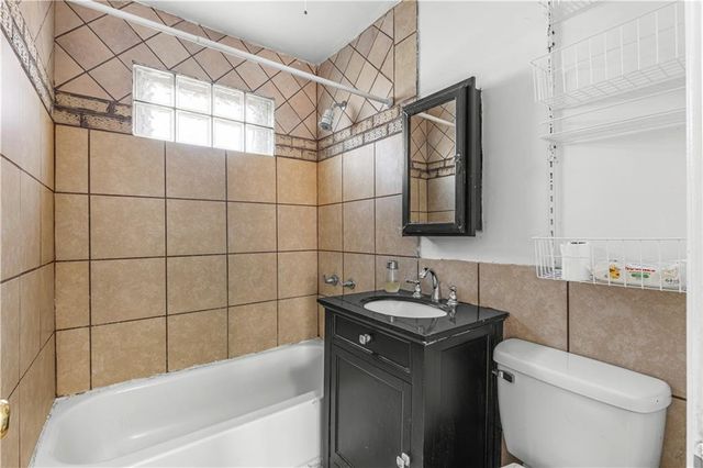 7940 Metropolitan Avenue, Kansas City, KS 66111