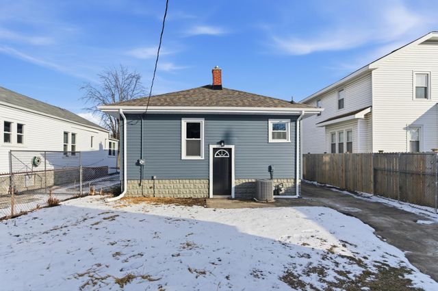 7124 Van Buren Avenue, Hammond, IN 46324