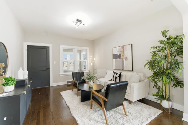 7124 Van Buren Avenue, Hammond, IN 46324