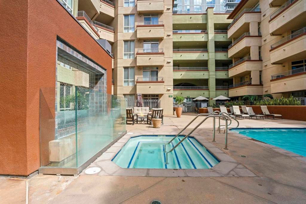Image 25 of property listing at 1501 Front Street 414, San Diego, CA 92101