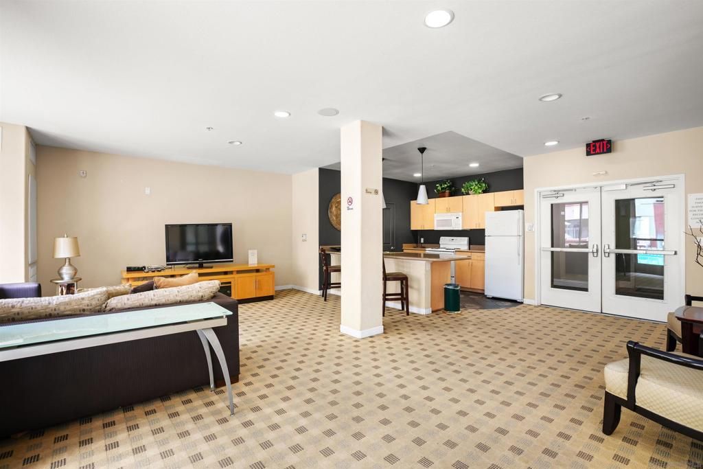 Image 28 of property listing at 1501 Front Street 414, San Diego, CA 92101